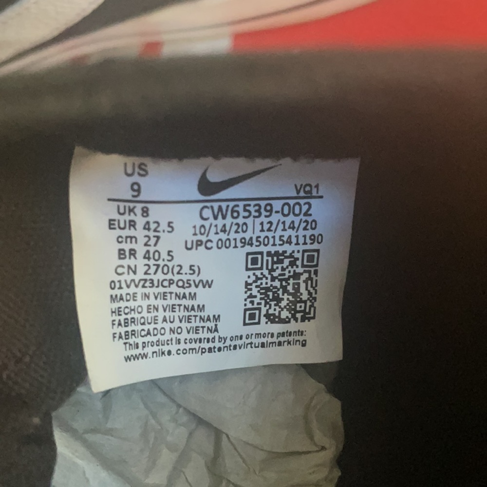 NIKE Men’s COURT LEGACY Canvas shoes - Picture 8 of 8